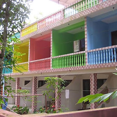 Hotel Santis Хіккадува Екстер'єр фото